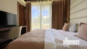 Дом 650м&sup2;, 3-этажный, участок 7 сот.  