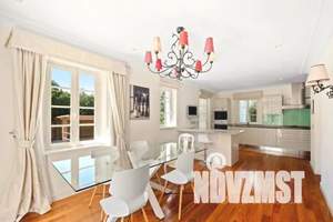 Дом 350м², 2-этажный, участок 9 сот.  