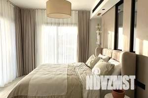 Дом 220м&sup2;, 2-этажный, участок 8 сот.  