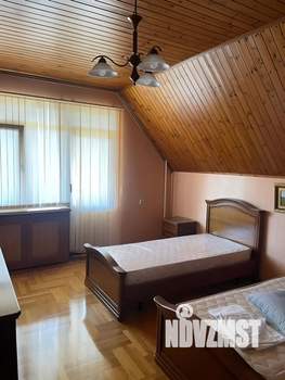 Дом 280м², 3-этажный, участок 5 сот.  