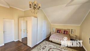 Коттедж 200м², 2-этажный, участок 6 сот.  