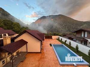 Дом 280м&sup2;, 3-этажный, участок 7 сот.  