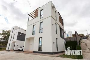 Дом 150м², 2-этажный, участок 3 сот.  