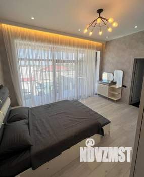 Коттедж 180м², 2-этажный, участок 5 сот.  