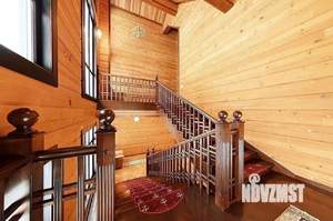 Дом 820м², 3-этажный, участок 120 сот.  