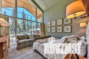 Дом 215м², 2-этажный, участок 15 сот.  