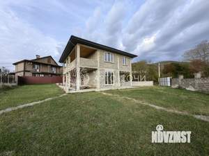 Дом 239м&sup2;, 2-этажный, участок 9 сот.  