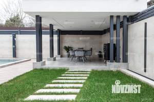 Дом 220м², 2-этажный, участок 5 сот.  