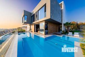 Коттедж 350м², 2-этажный, участок 12 сот.  