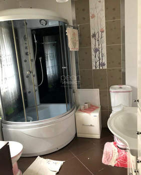 Дом 180м², 3-этажный, участок 4 сот.  