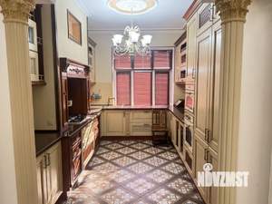 Дом 515м², 3-этажный, участок 11 сот.  