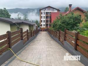 Дом 498м², 3-этажный, участок 8 сот.  