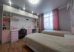 Дом 180м², 2-этажный, участок 4 сот.  
