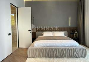 Дом 288м², 3-этажный, участок 8 сот.  