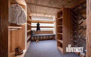 Дом 310м², 3-этажный, участок 9 сот.  