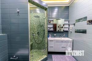 Дом 400м², 3-этажный, участок 5 сот.  