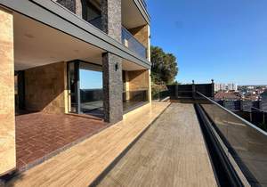 Дом 300м², 3-этажный, участок 5 сот.  