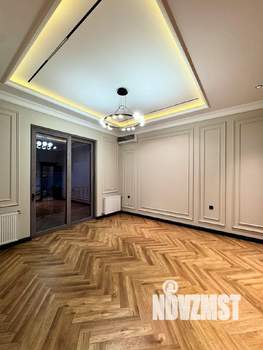 Коттедж 400м², 2-этажный, участок 7 сот.  