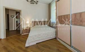 Дом 150м², 2-этажный, участок 5 сот.  