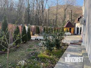 Дом 270м², 3-этажный, участок 8 сот.  