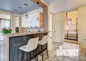 Коттедж 212м², 2-этажный, участок 5 сот.  