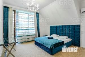 Дом 276м², 2-этажный, участок 6 сот.  