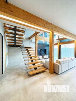 Коттедж 260м², 2-этажный, участок 6 сот.  