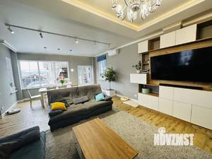 Дом 240м², 2-этажный, участок 5 сот.  