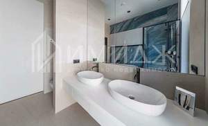 Дом 250м², 2-этажный, участок 8 сот.  