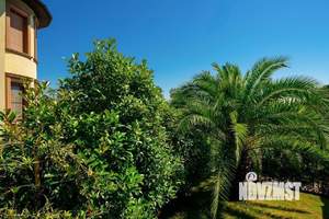 Дом 370м², 2-этажный, участок 12 сот.  