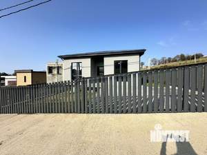 Дом 90м&sup2;, 2-этажный, участок 3 сот.  