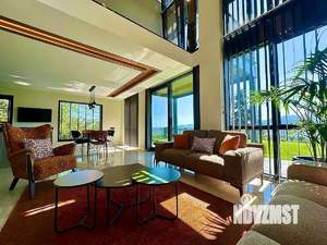 Дом 180м², 2-этажный, участок 8 сот.  