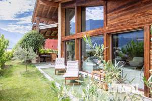 Дом 180м&sup2;, 2-этажный, участок 8 сот.  