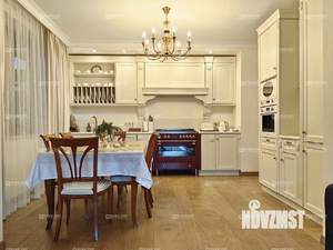 Дом 330м², 2-этажный, участок 330 сот.  