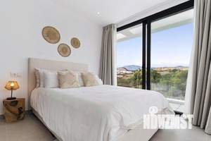 Дом 310м², 3-этажный, участок 270 сот.  