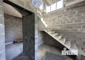 Дом 180м², 2-этажный, участок 5 сот.  