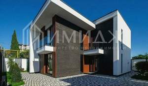 Дом 250м², 2-этажный, участок 9 сот.  