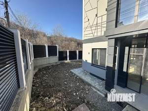 Коттедж 370м², 3-этажный, участок 5 сот.  