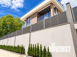 Коттедж 255м², 3-этажный, участок 5 сот.  