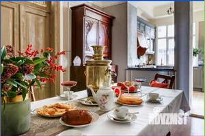 Дом 200м&sup2;, 3-этажный, участок 6 сот.  