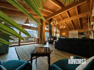 Дом 300м², 2-этажный, участок 8 сот.  