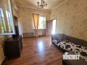 Дом 186м&sup2;, 3-этажный, участок 11 сот.  