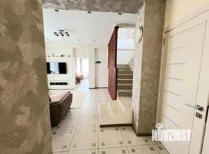 Дом 160м², 2-этажный, участок 5 сот.  