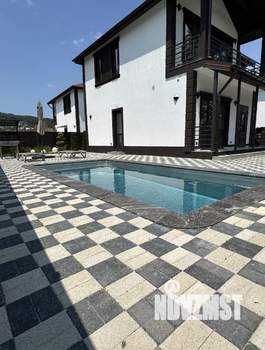 Дом 142м², 2-этажный, участок 3 сот.  