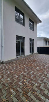 Дом 140м², 2-этажный, участок 4 сот.  