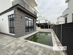 Дом 163м², 3-этажный, участок 3 сот.  