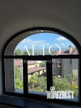 Коттедж 606м², 4-этажный, участок 7 сот.  