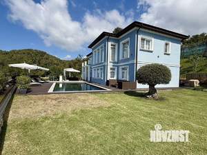 Дом 650м², 3-этажный, участок 16 сот.  