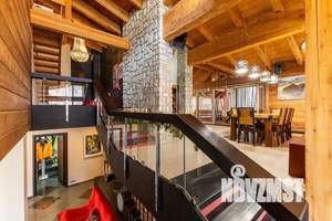 Дом 450м&sup2;, 3-этажный, участок 18 сот.  