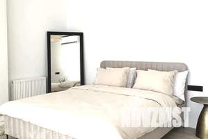 Дом 220м², 2-этажный, участок 8 сот.  